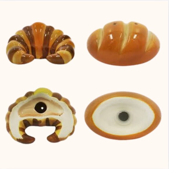 NWT Croissant & Bun Salt and Pepper Shakers 2 pc - Picture 1 of 6